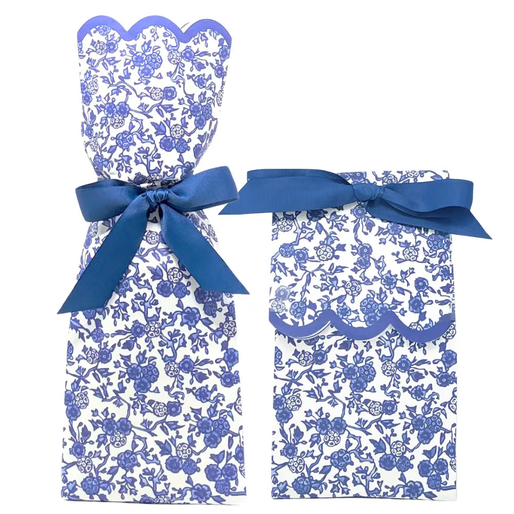 Blue Chinoiserie Wine and Gift Bag Set